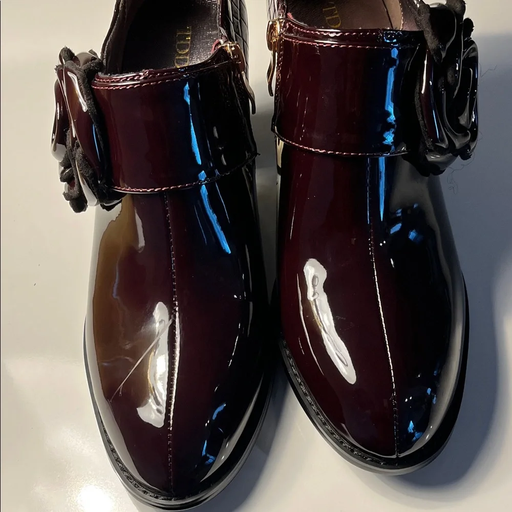 TDD Vogue‎ Elegant Women’s Burgundy Patent Leather Chunky Block Heels. Size 8.5